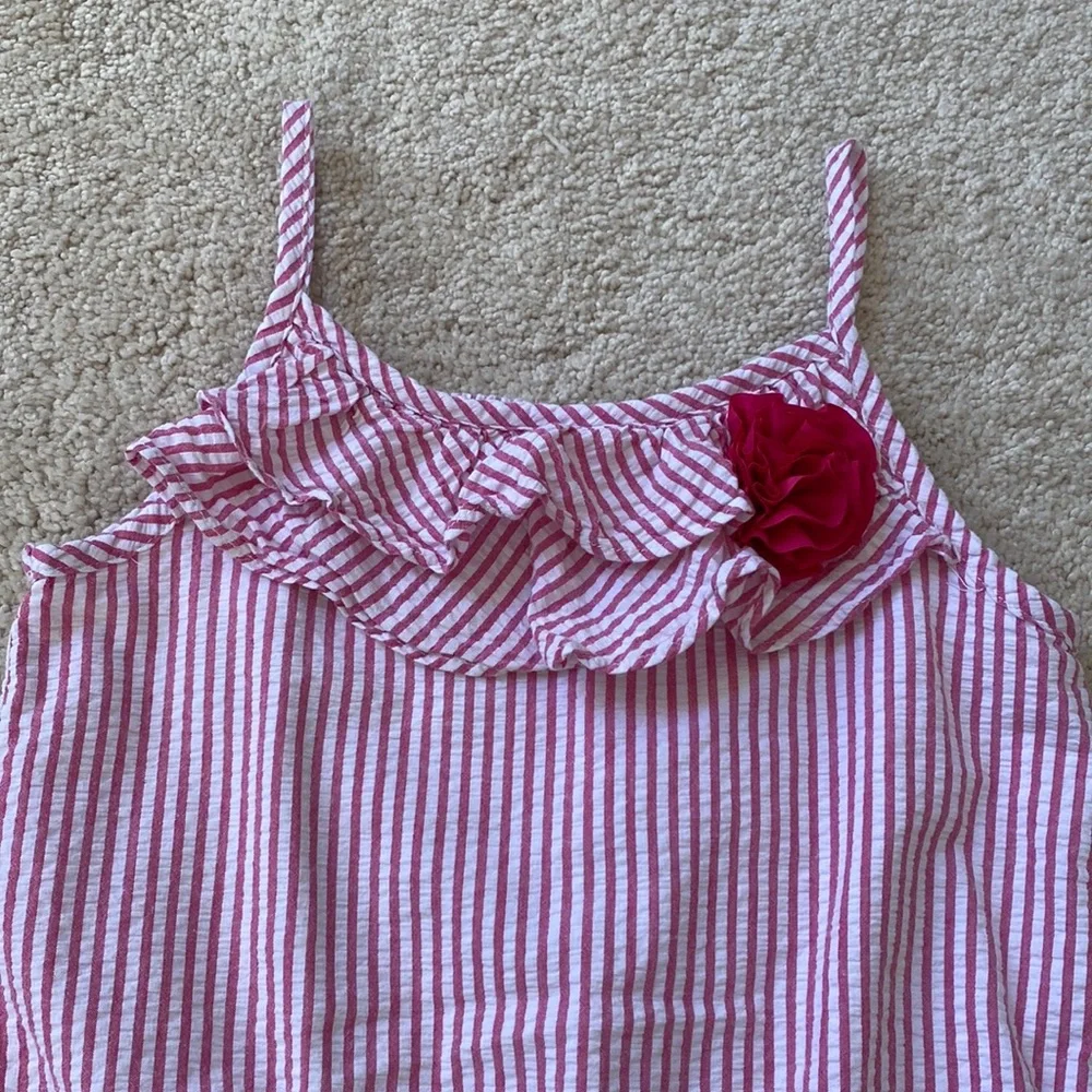 Gymboree | pink white seersucker romper | 7